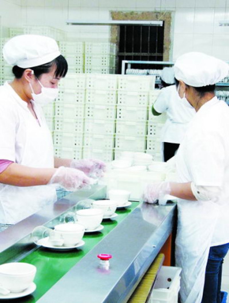 如何正确进行餐具清洁与消毒?